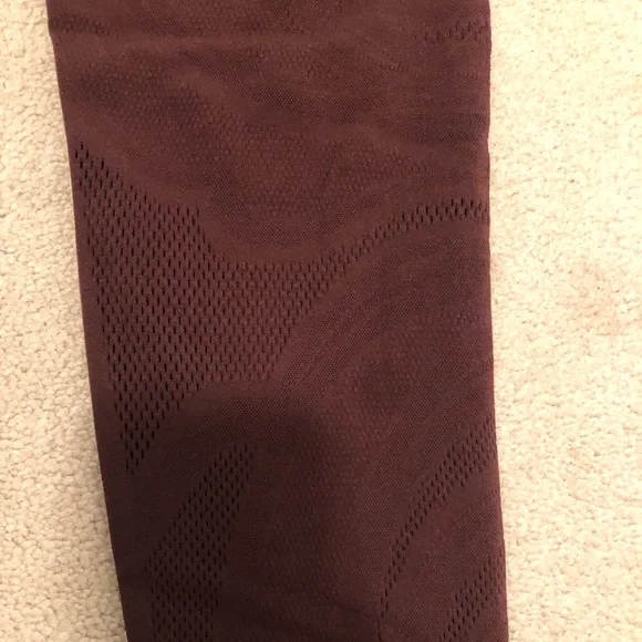 Lululemon - Picture 5 of 5